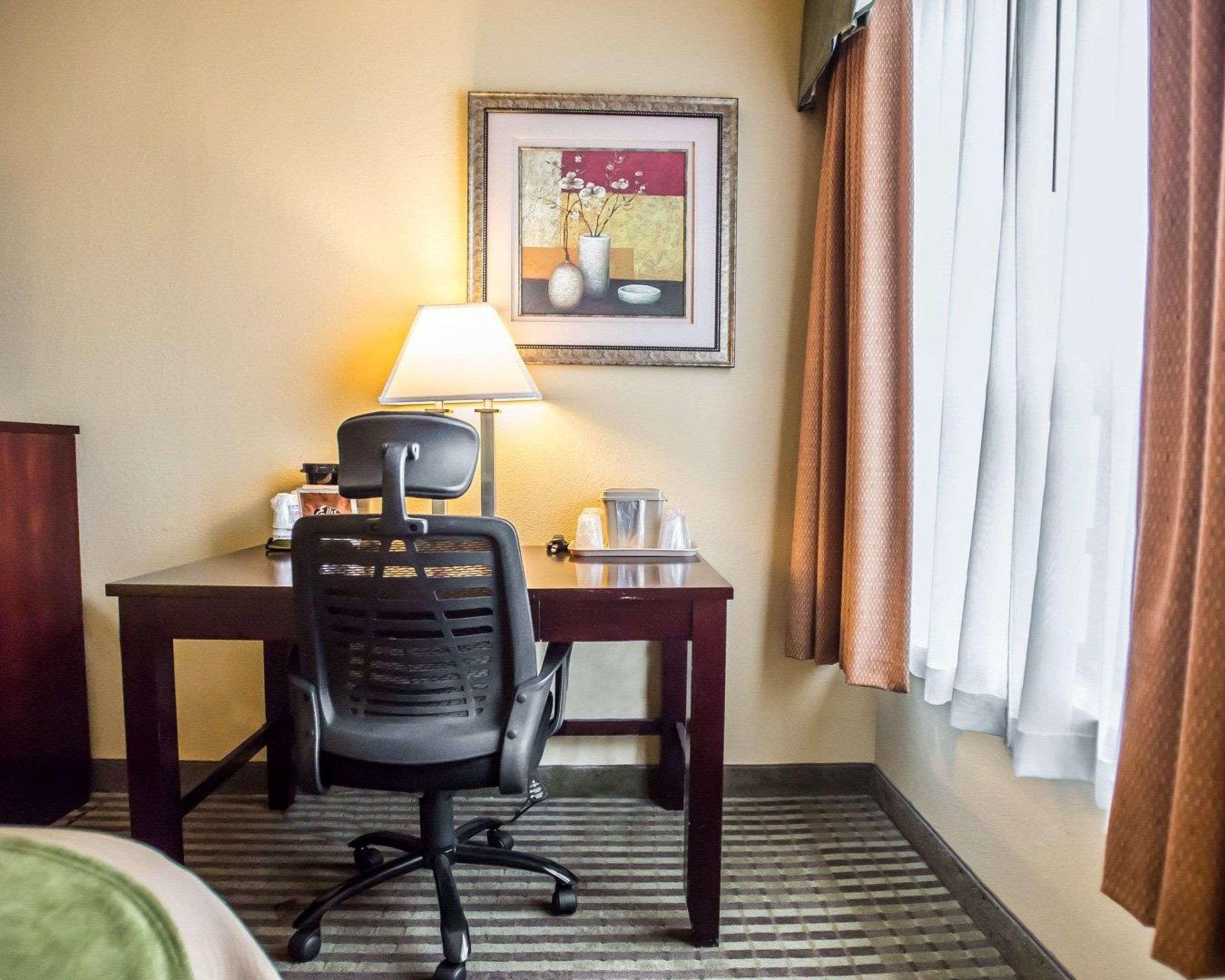 Quality Inn Mill Hall - Lamar Exteriér fotografie