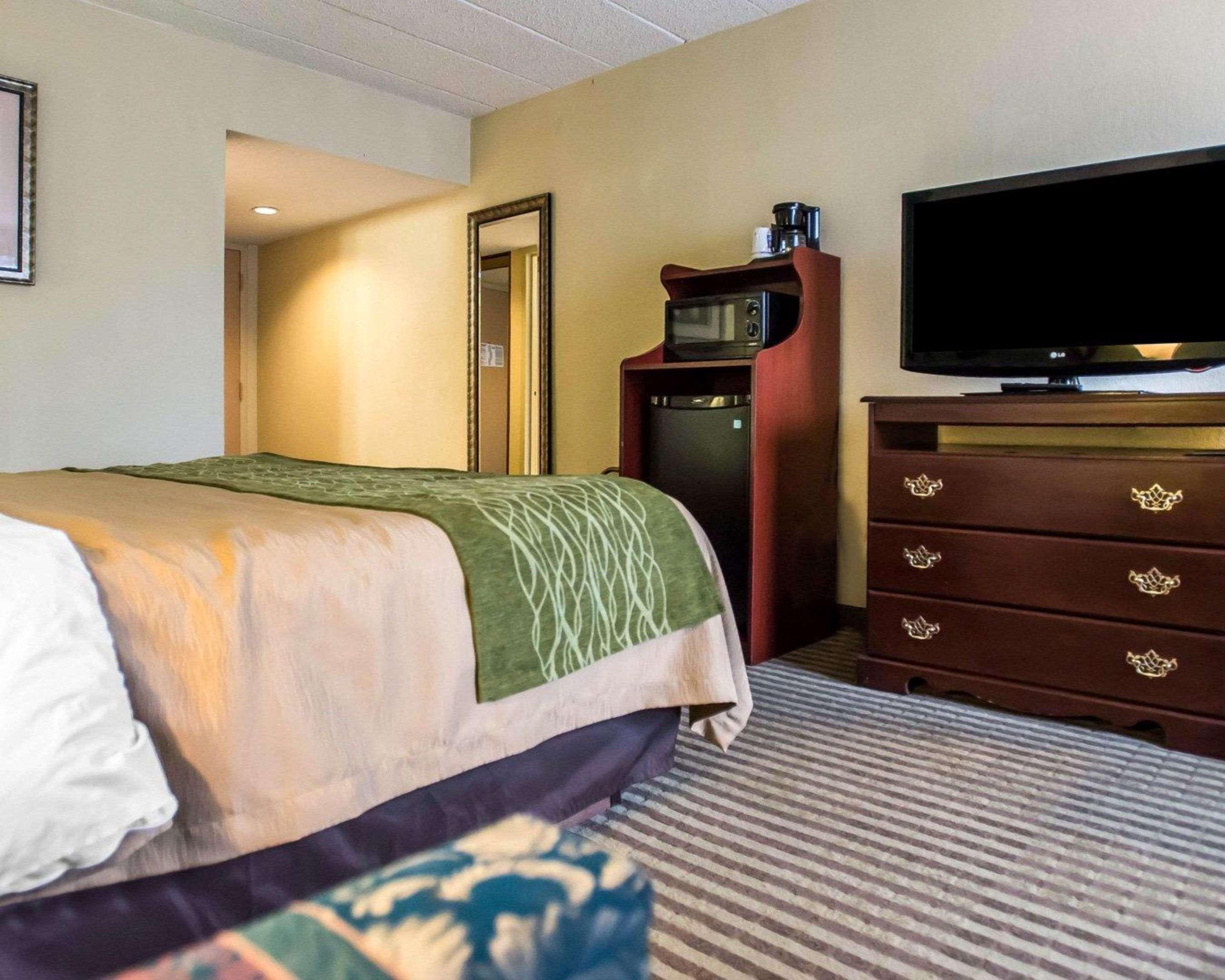 Quality Inn Mill Hall - Lamar Exteriér fotografie