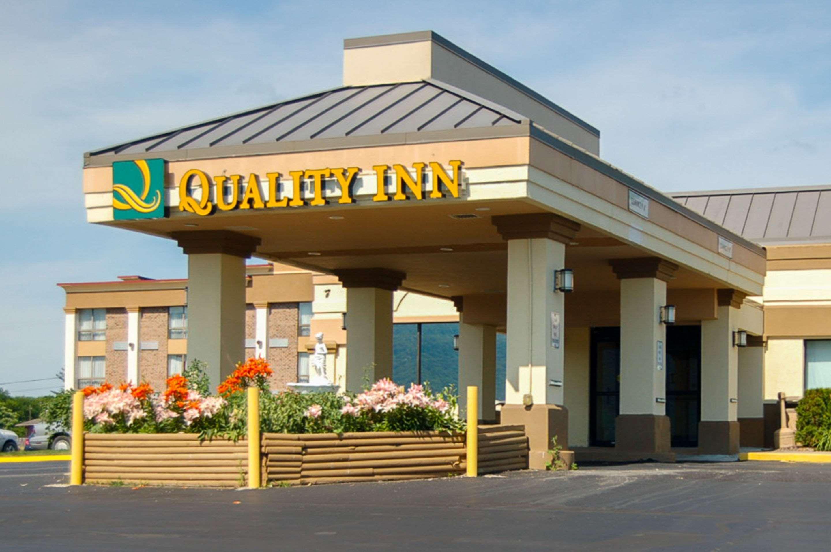 Quality Inn Mill Hall - Lamar Exteriér fotografie